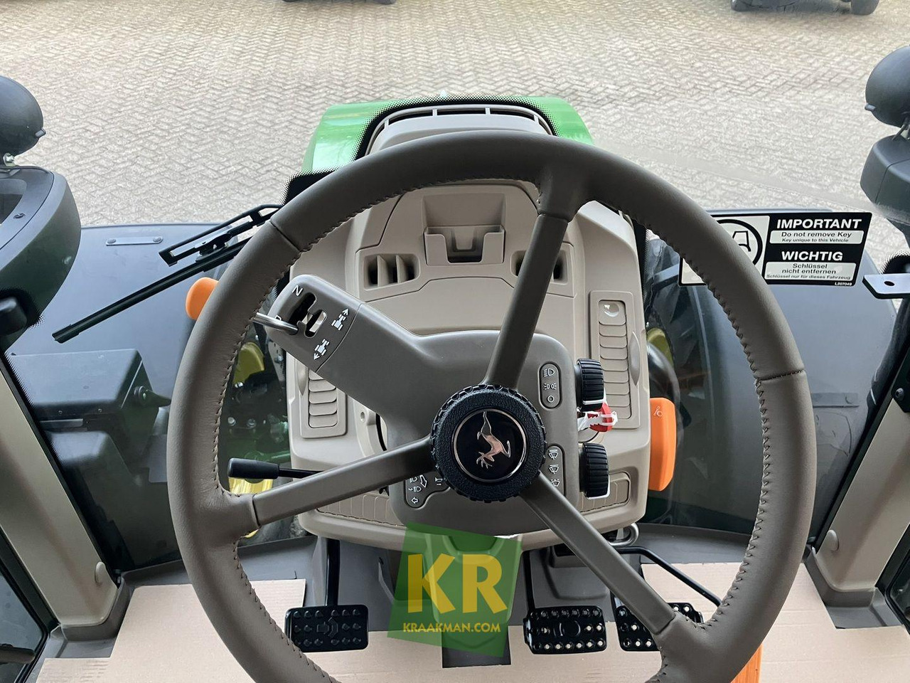 Farm tractor John Deere 6120M