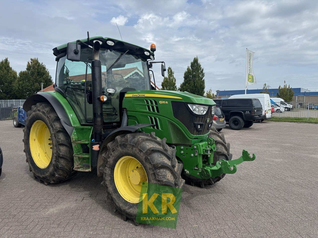 Farm tractor John Deere 6125R