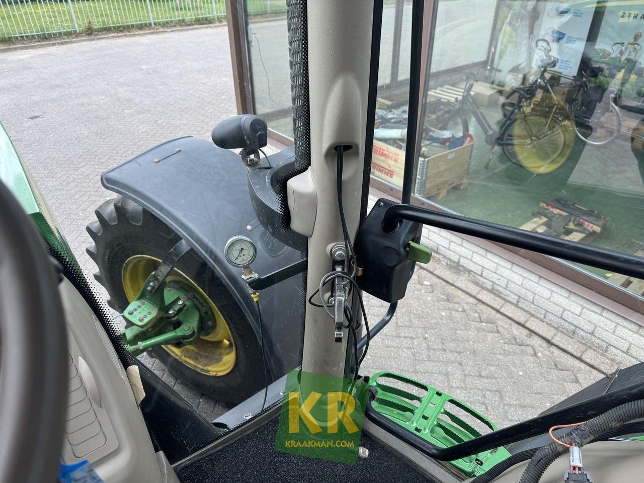 Farm tractor John Deere 6150R