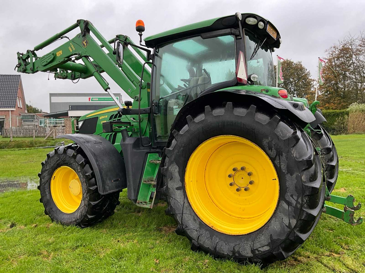 Farm tractor John Deere 6150R Autopower