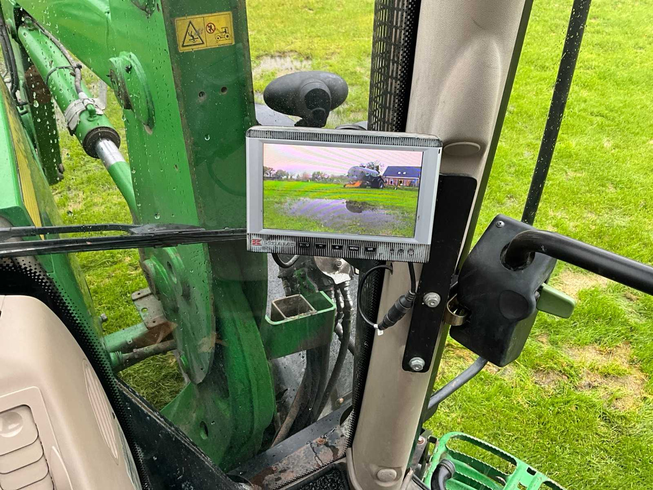 Farm tractor John Deere 6150R Autopower