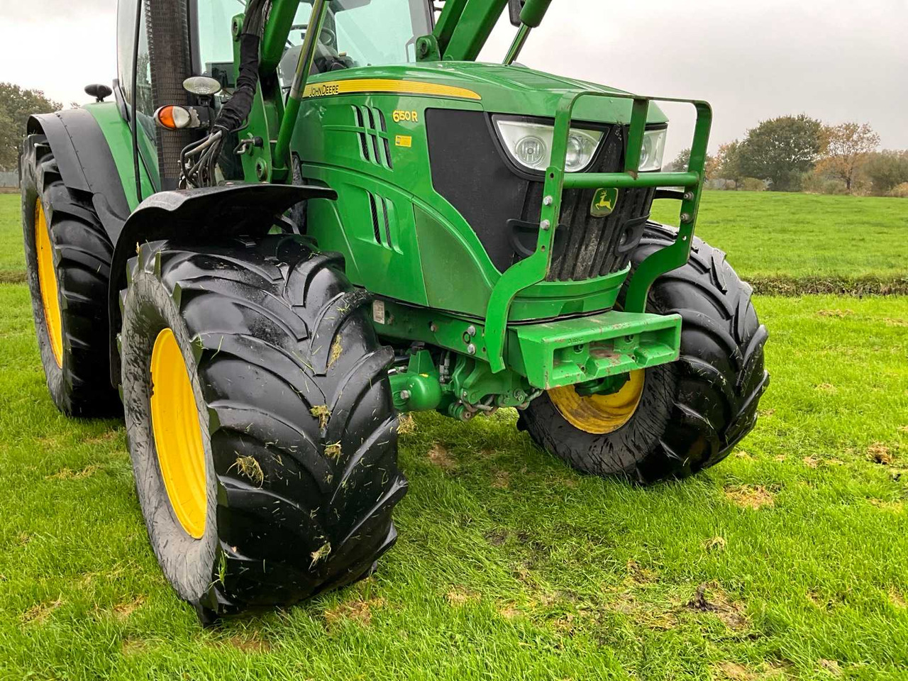 Farm tractor John Deere 6150R Autopower