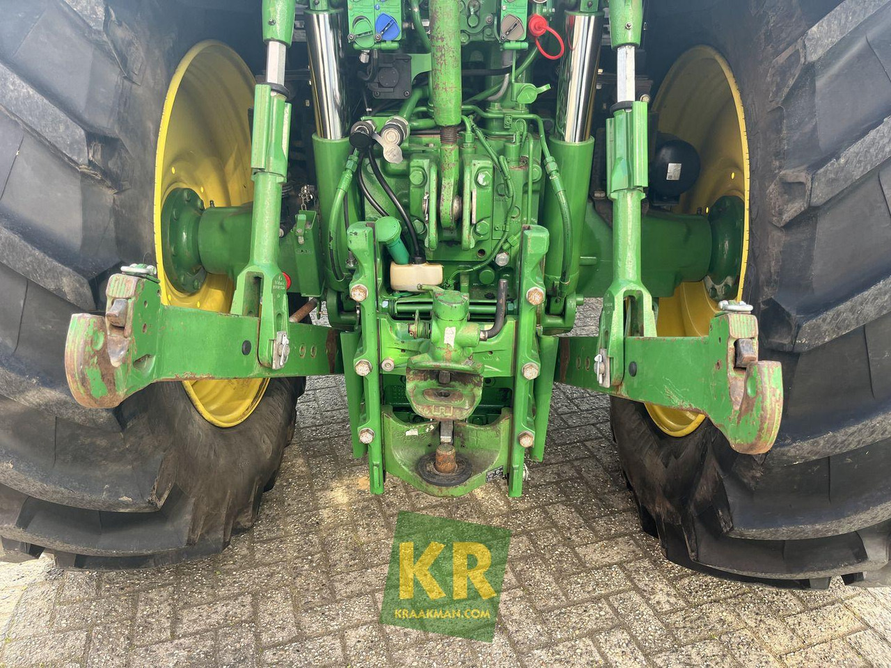 Farm tractor John Deere 6195M