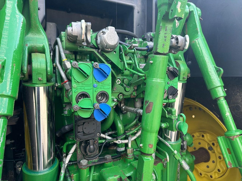 Farm tractor John Deere 6210R Included starFire 3000