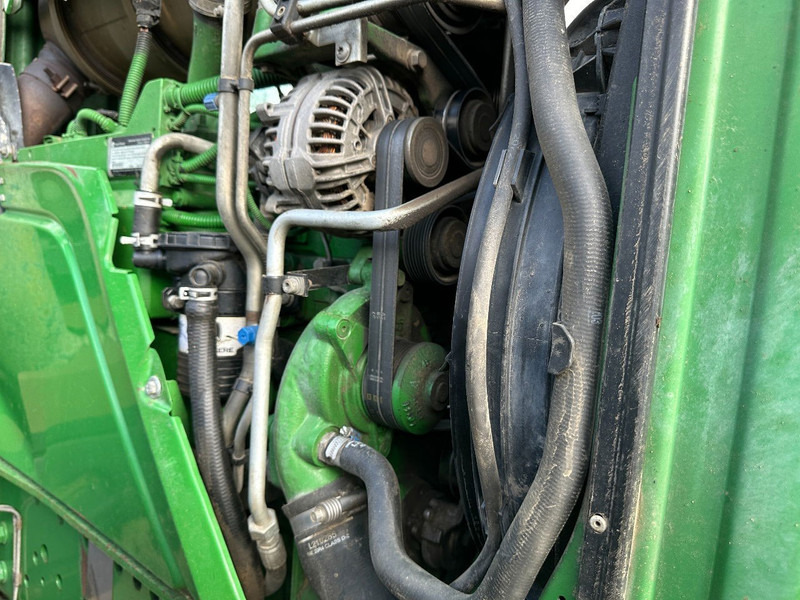 Farm tractor John Deere 6210R Included starFire 3000