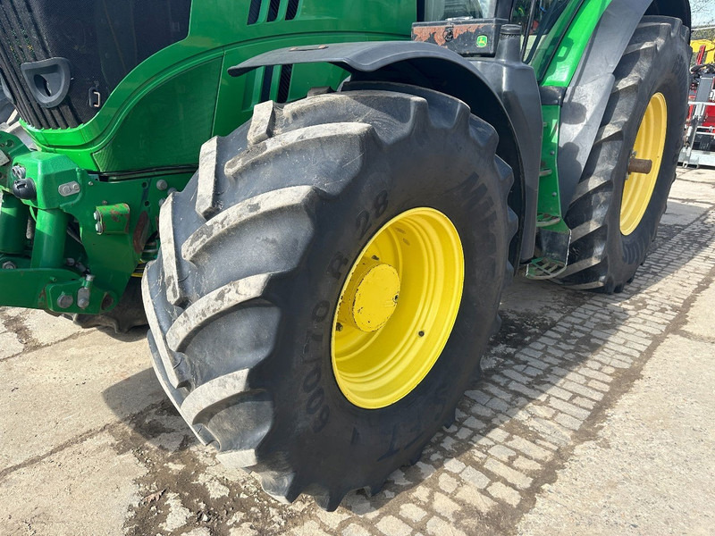 Farm tractor John Deere 6210R Included starFire 3000
