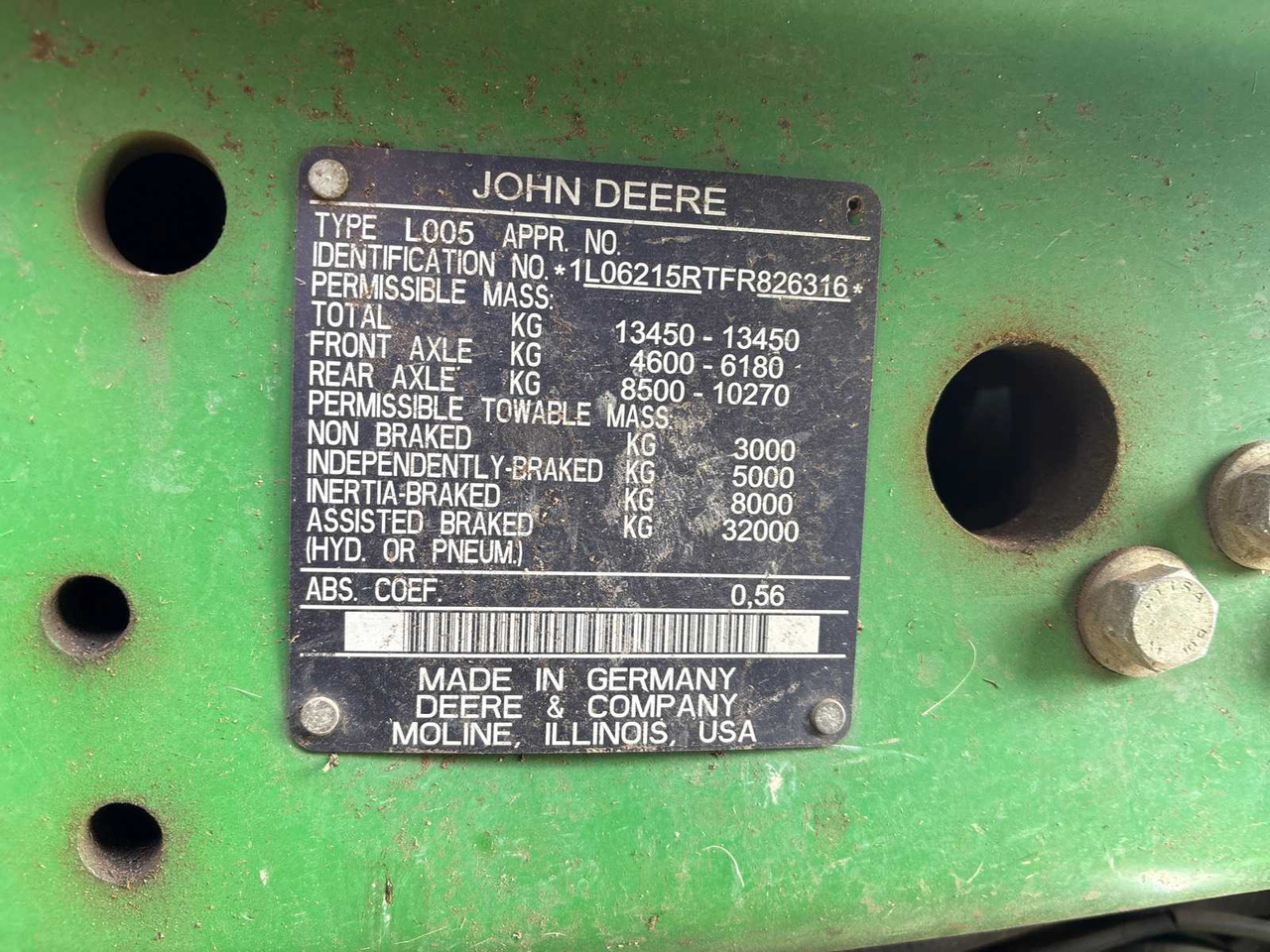 Farm tractor John Deere 6215R
