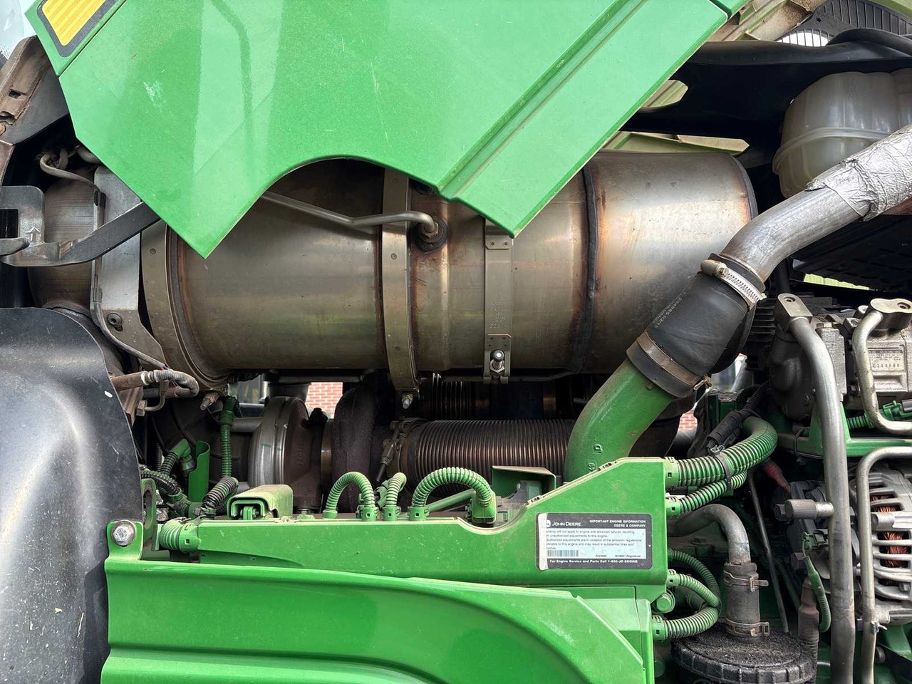 Farm tractor John Deere 6215R