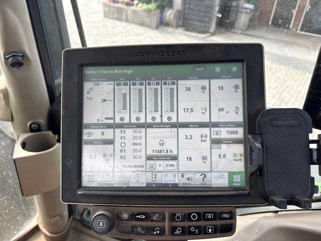 Farm tractor John Deere 6215R