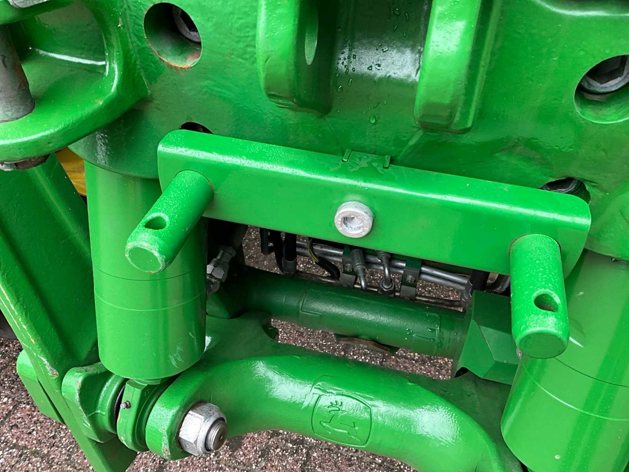 Farm tractor John Deere 6230R