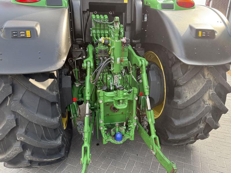 Farm tractor John Deere 6250R Premium Edition Autopowr