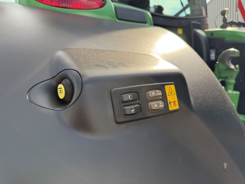 Farm tractor John Deere 6250R Ultimate Edition Autopowr