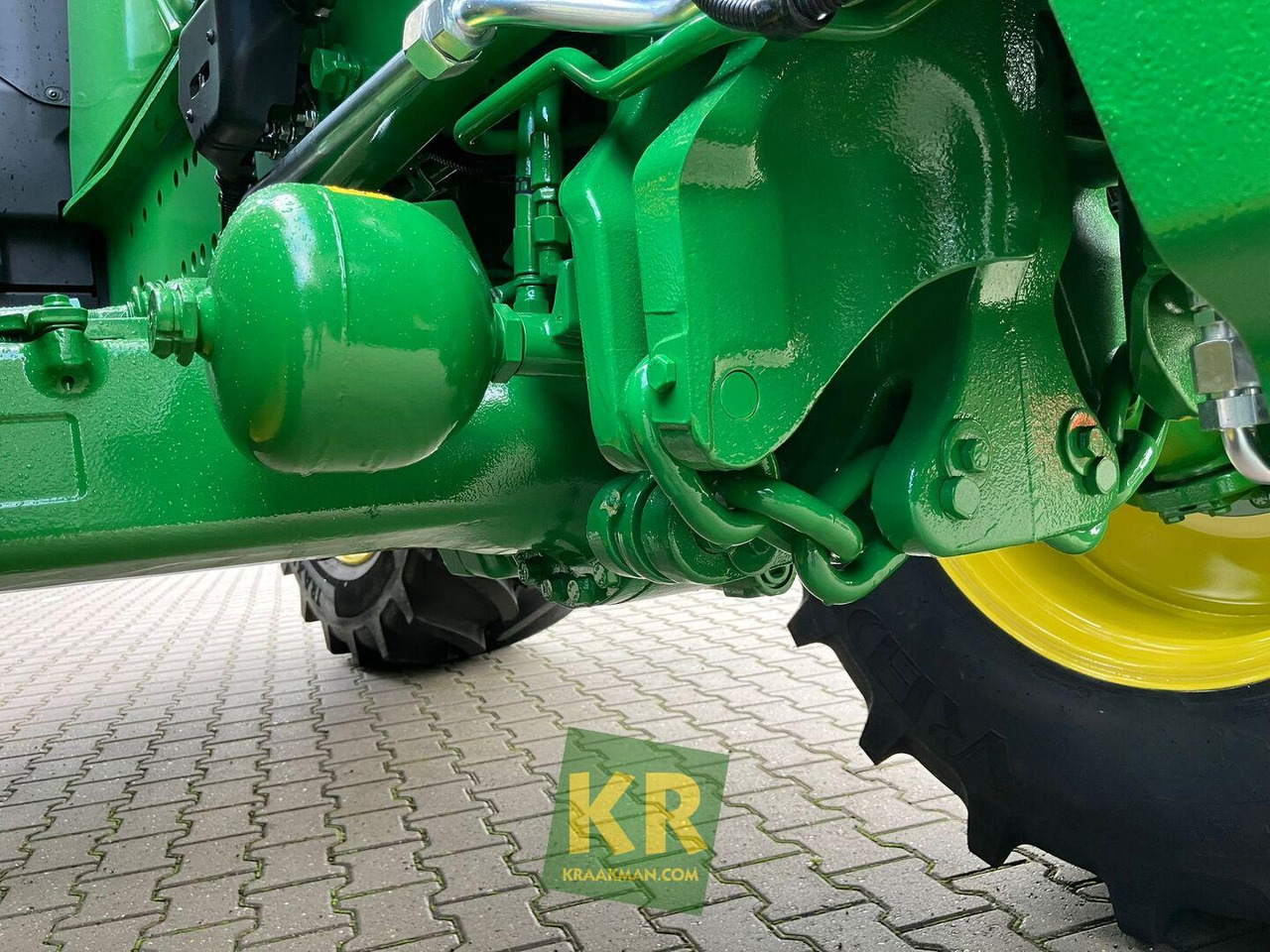 Farm tractor John Deere 6M 155