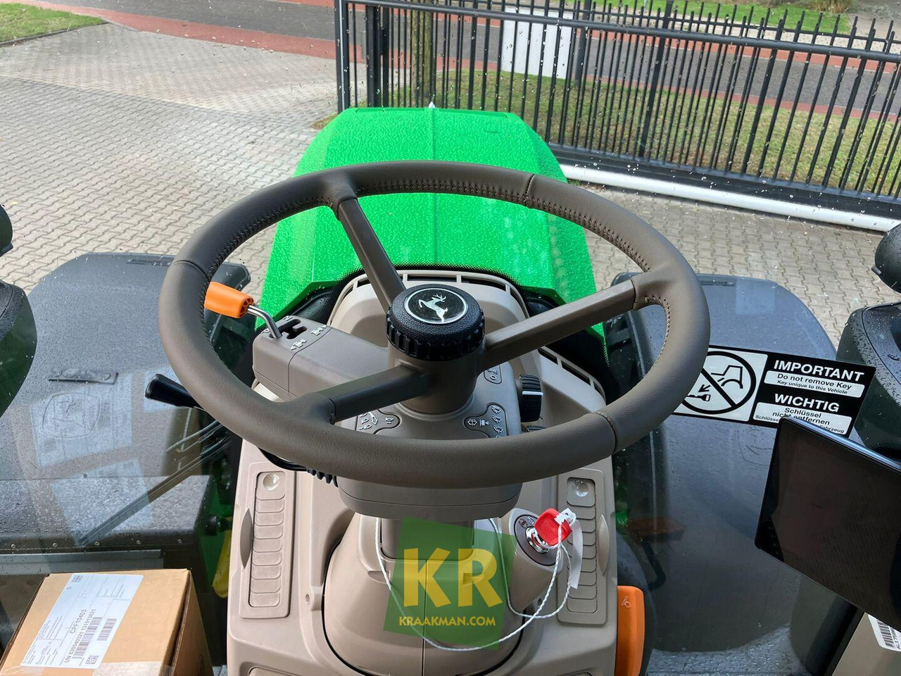 Farm tractor John Deere 6M 155