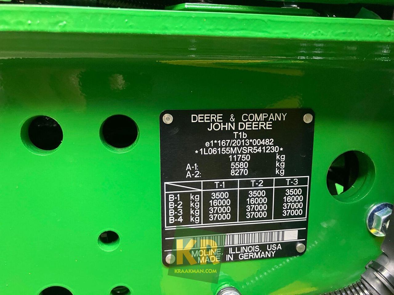 Farm tractor John Deere 6M 155