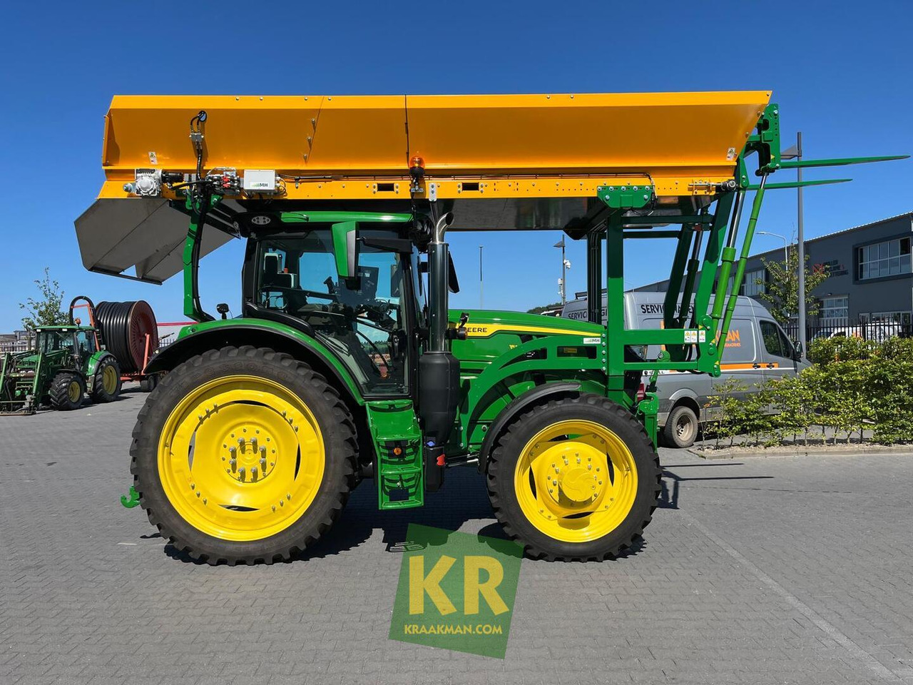 Farm tractor John Deere 6R 155