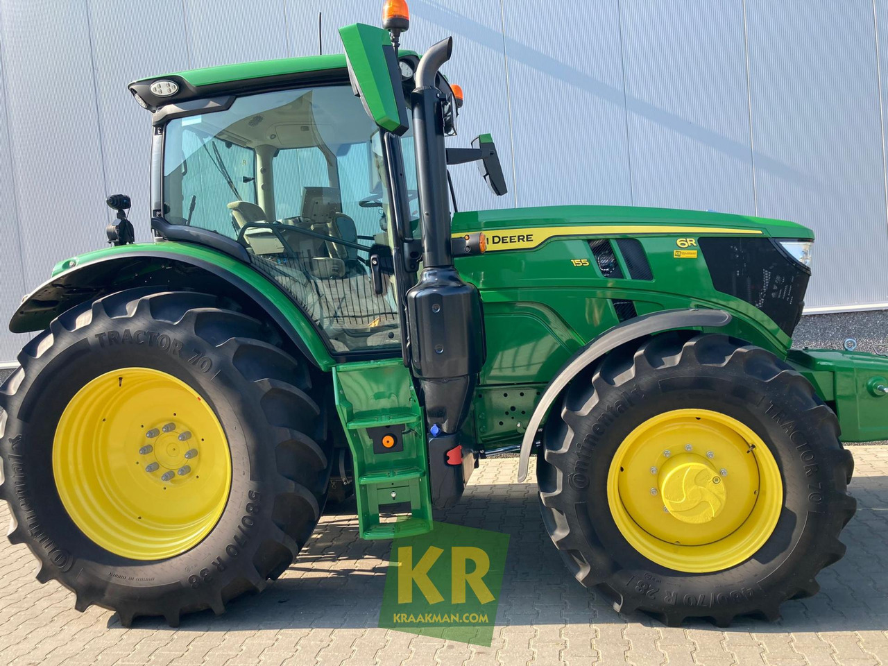 Farm tractor John Deere 6R 155