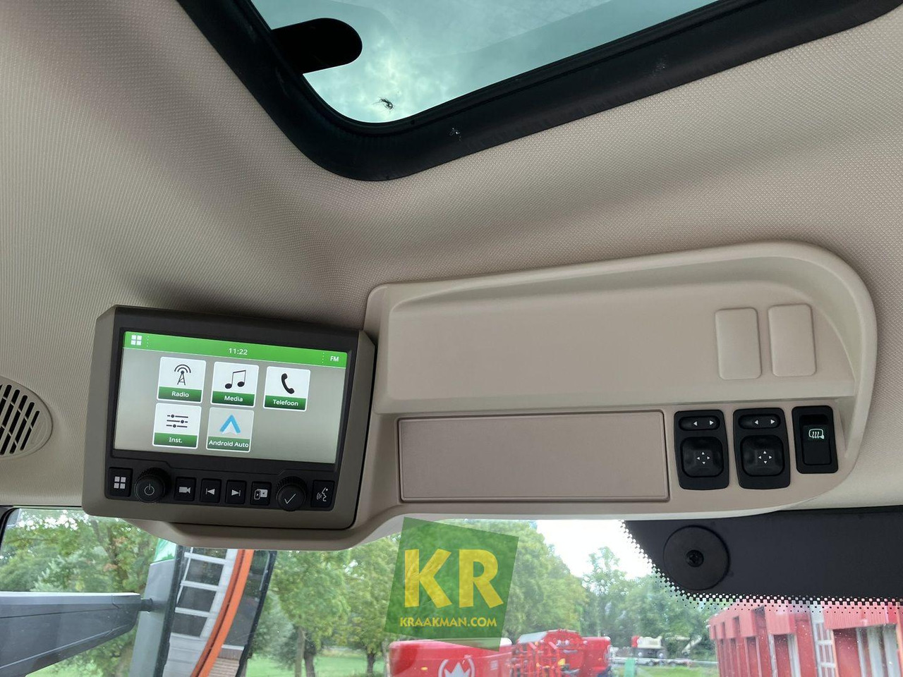 Farm tractor John Deere 6R 230