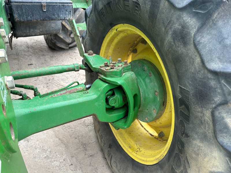 Farm tractor John Deere 7700 PowerQuad - Front linkage