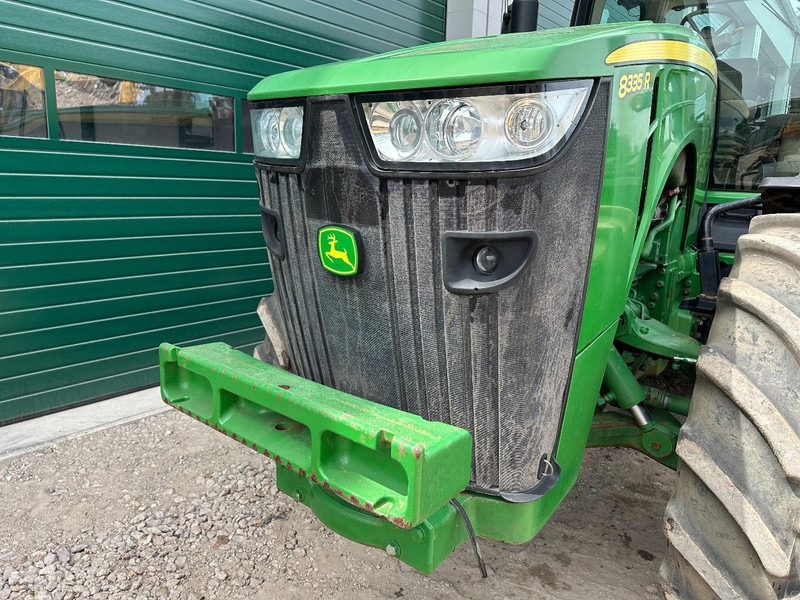 Farm tractor John Deere 8335R AutoPower