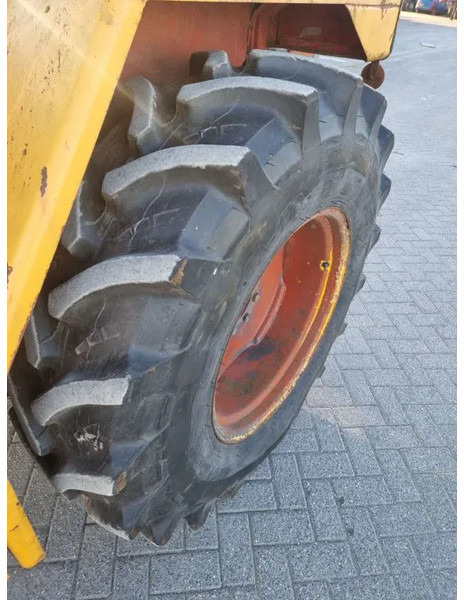 Farm tractor John Deere JD410