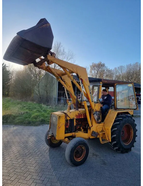 Farm tractor John Deere JD410