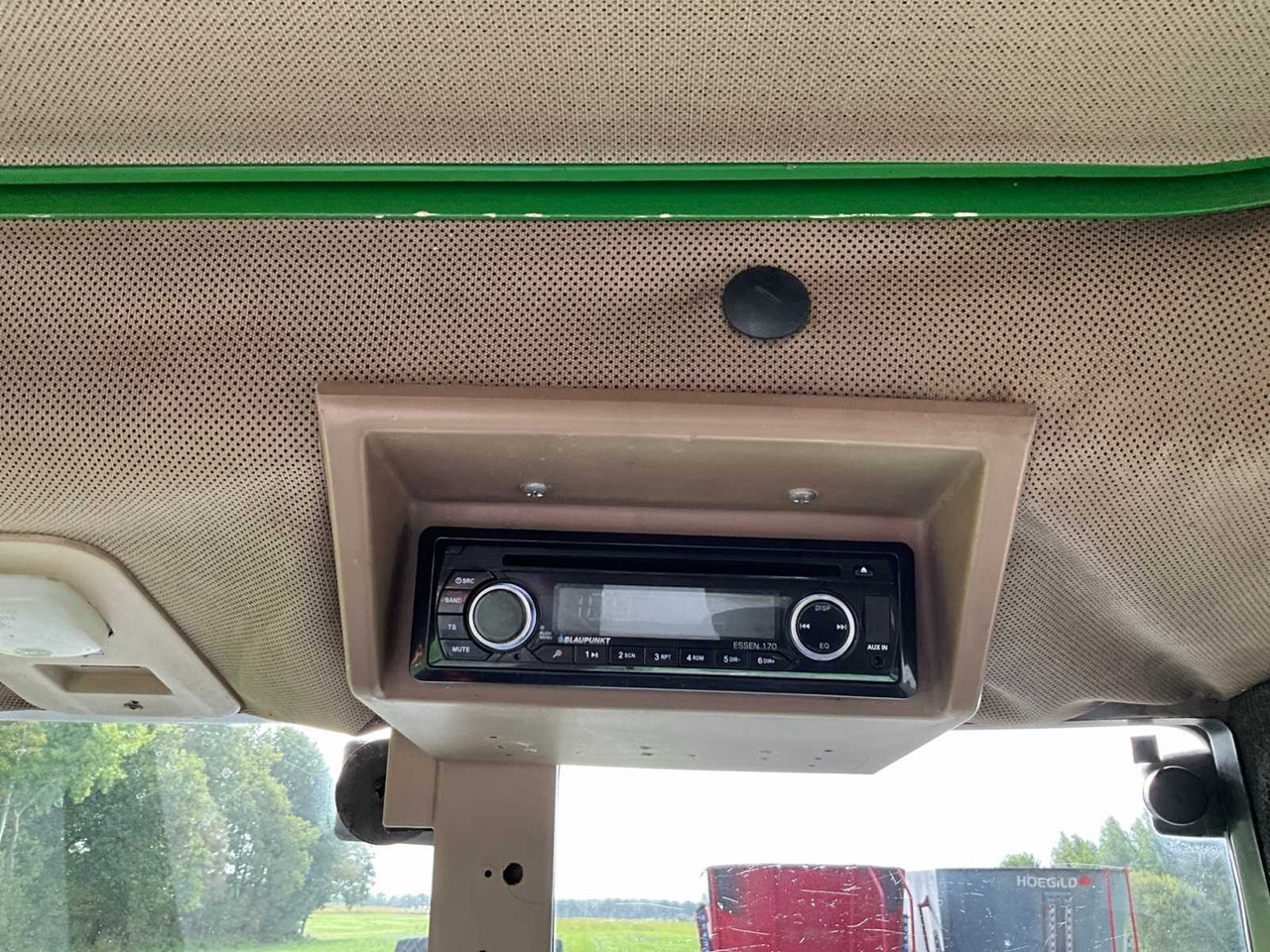 Farm tractor John deere 6100