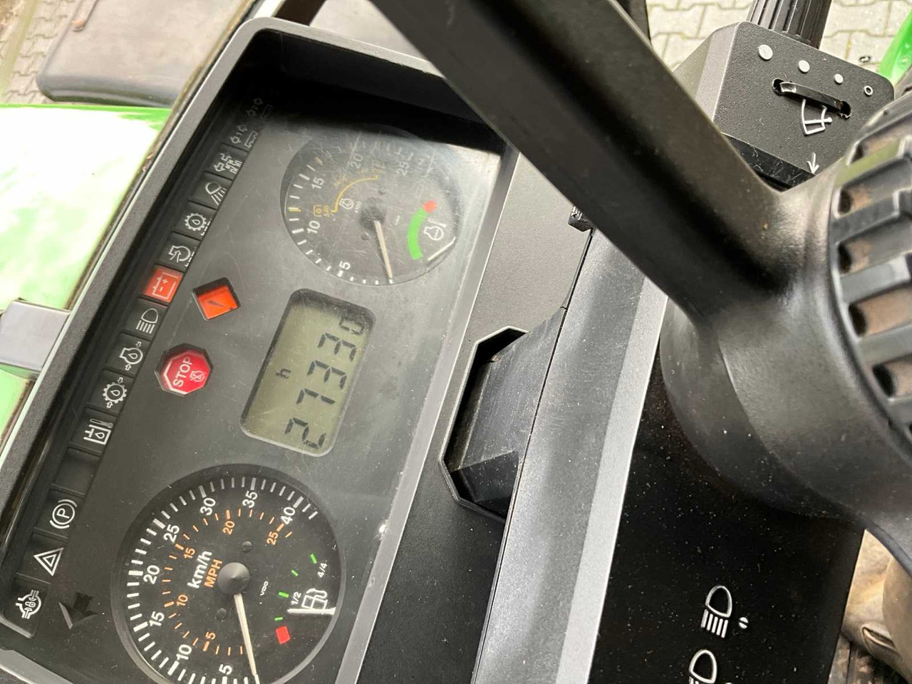 Farm tractor John deere 6100