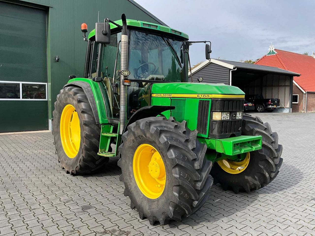Farm tractor John deere 6100