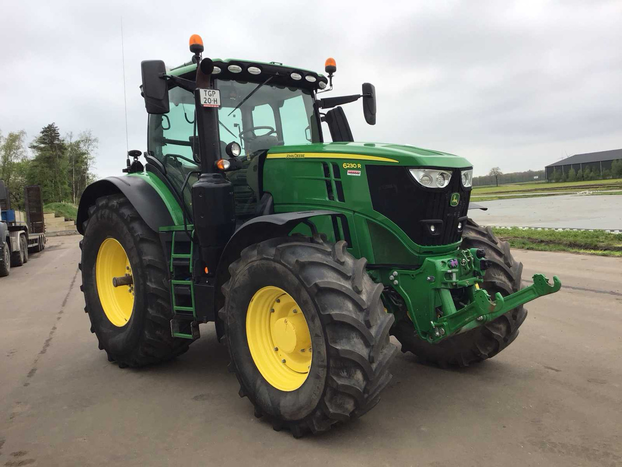 Farm tractor John deere 6230R