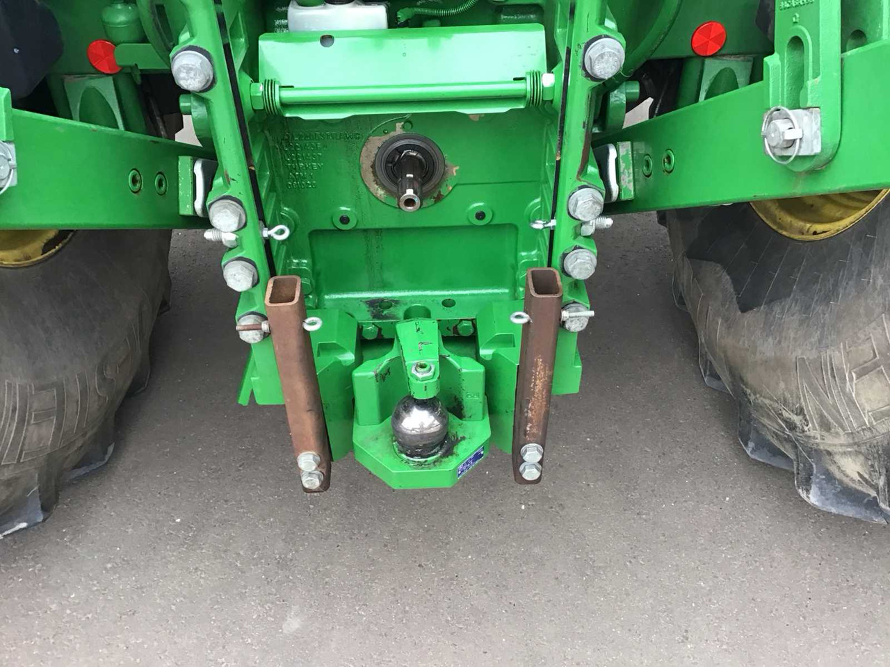 Farm tractor John deere 6230R