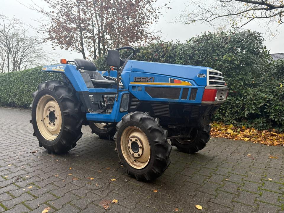 Farm tractor Kleintraktor Iseki TU217
