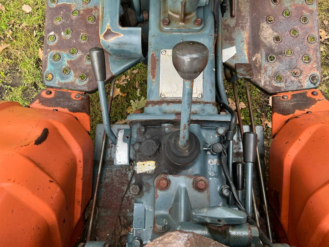 Farm tractor Kubota B6100 D