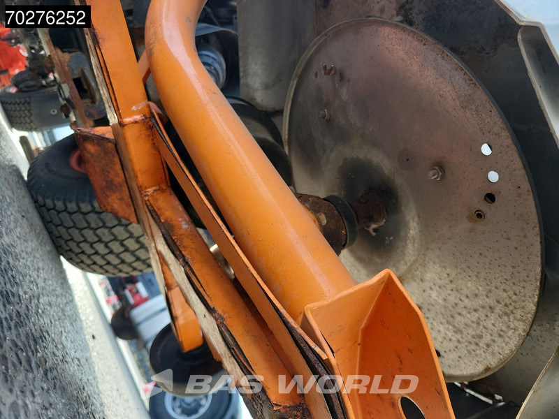 Farm tractor Kubota BX231D-C C10 4X4