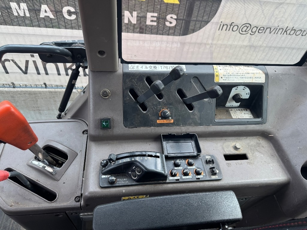 Farm tractor Kubota KM 120 D