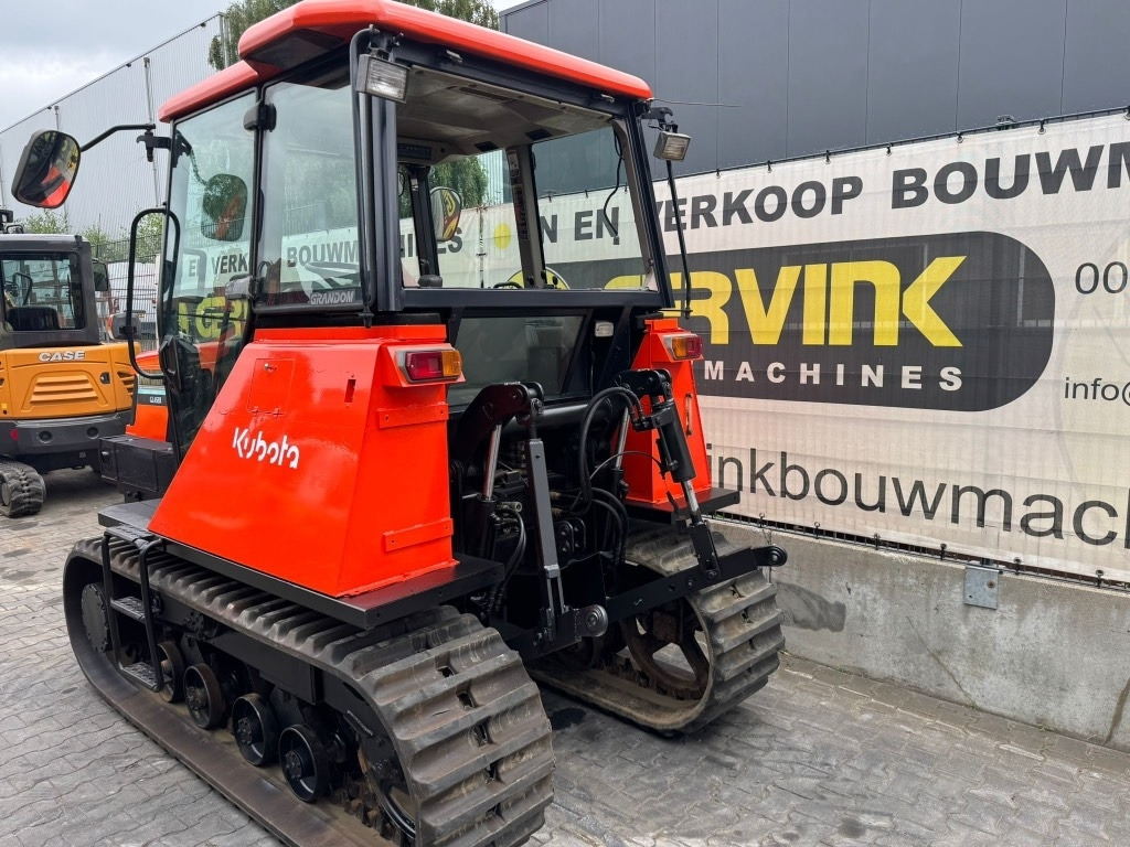 Farm tractor Kubota KM 90 D