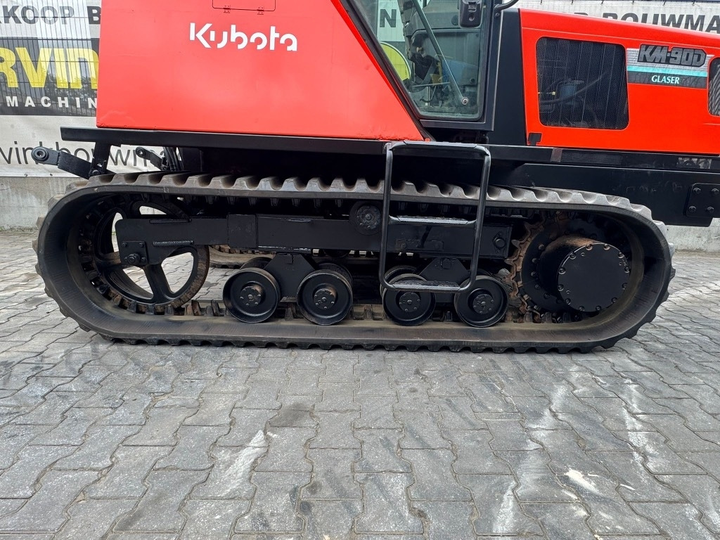 Farm tractor Kubota KM 90 D