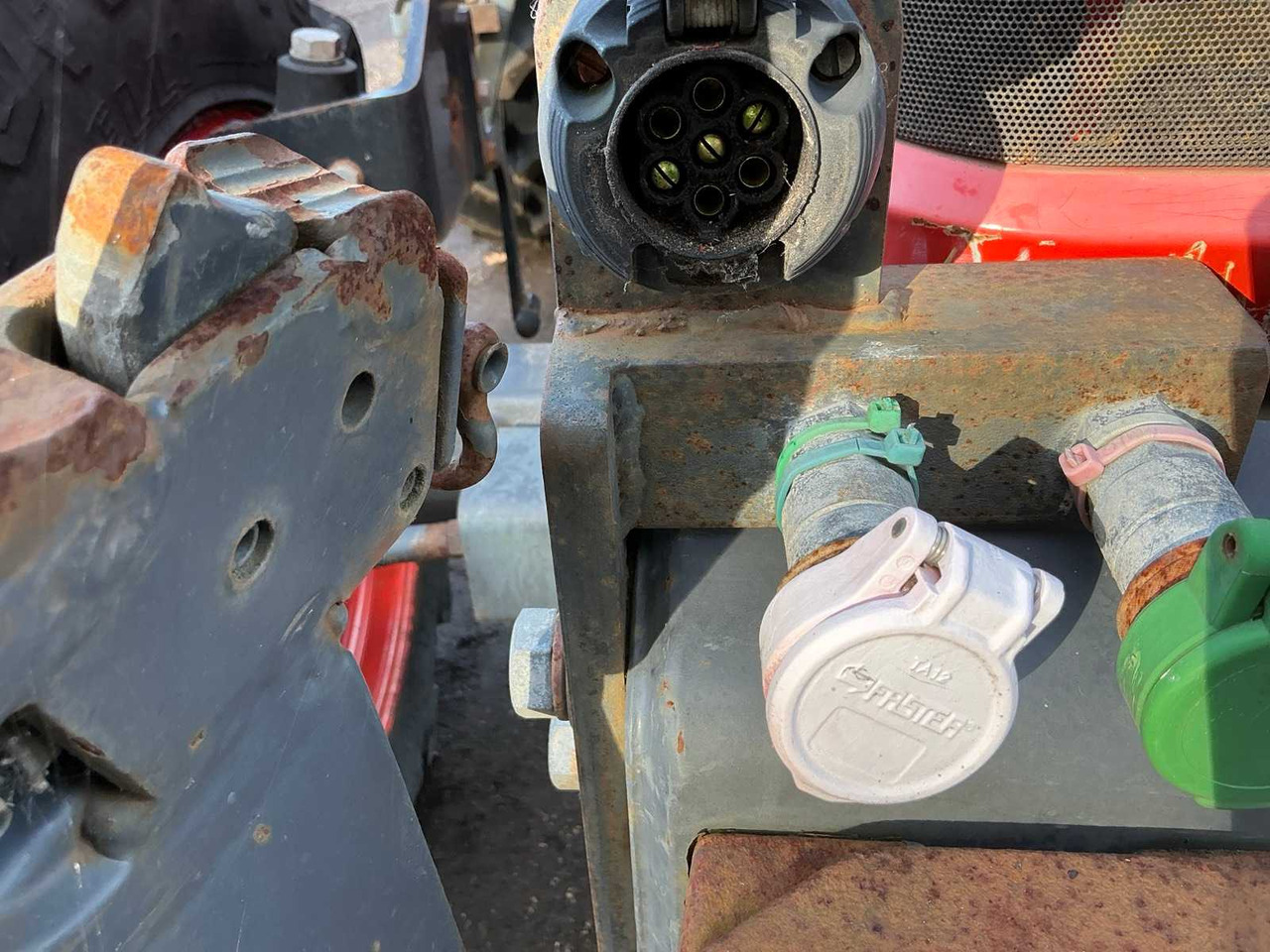 Farm tractor Kubota M9540H-C