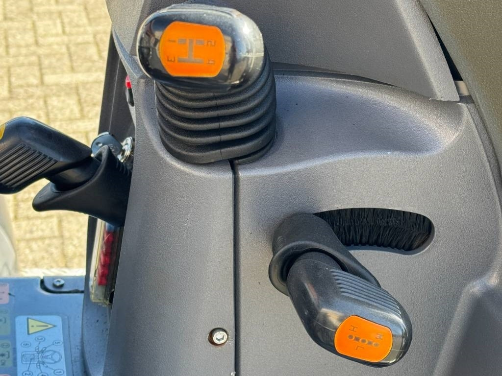 Farm tractor Lamborghini EGO 55, 287 hours!