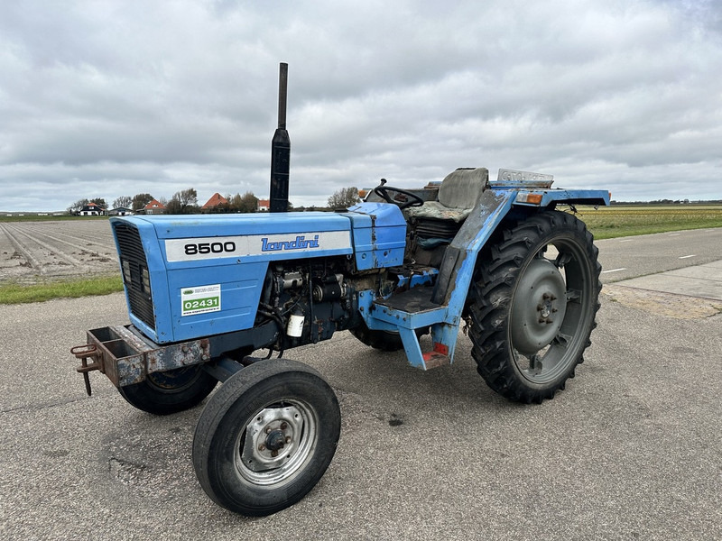 Farm tractor Landini 8500
