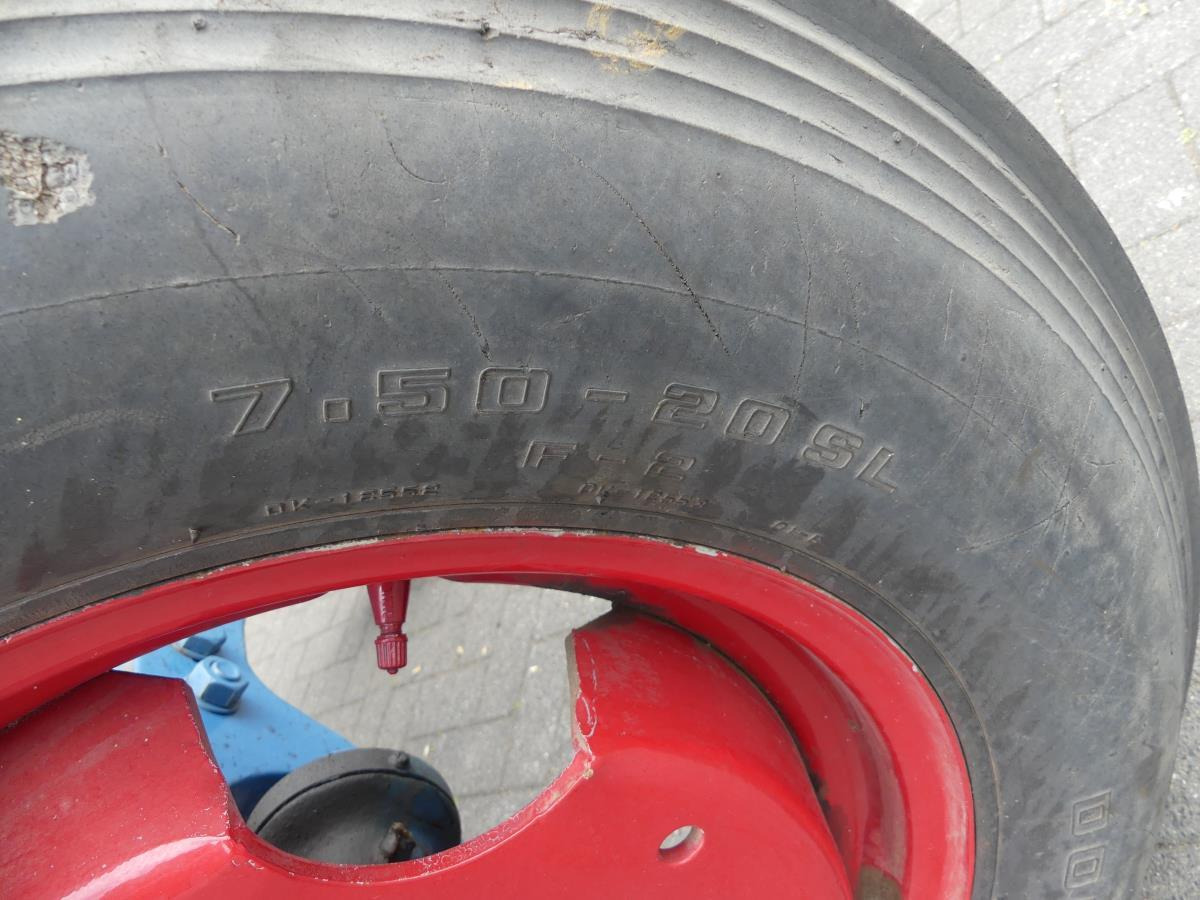 Farm tractor Lanz-Bulldog D5006
