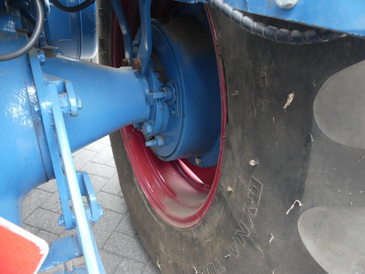 Farm tractor Lanz-Bulldog D5006