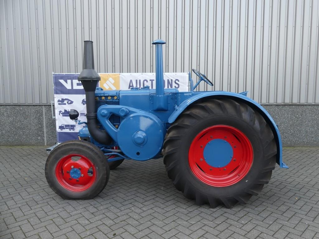 Farm tractor Lanz Bulldog D9506