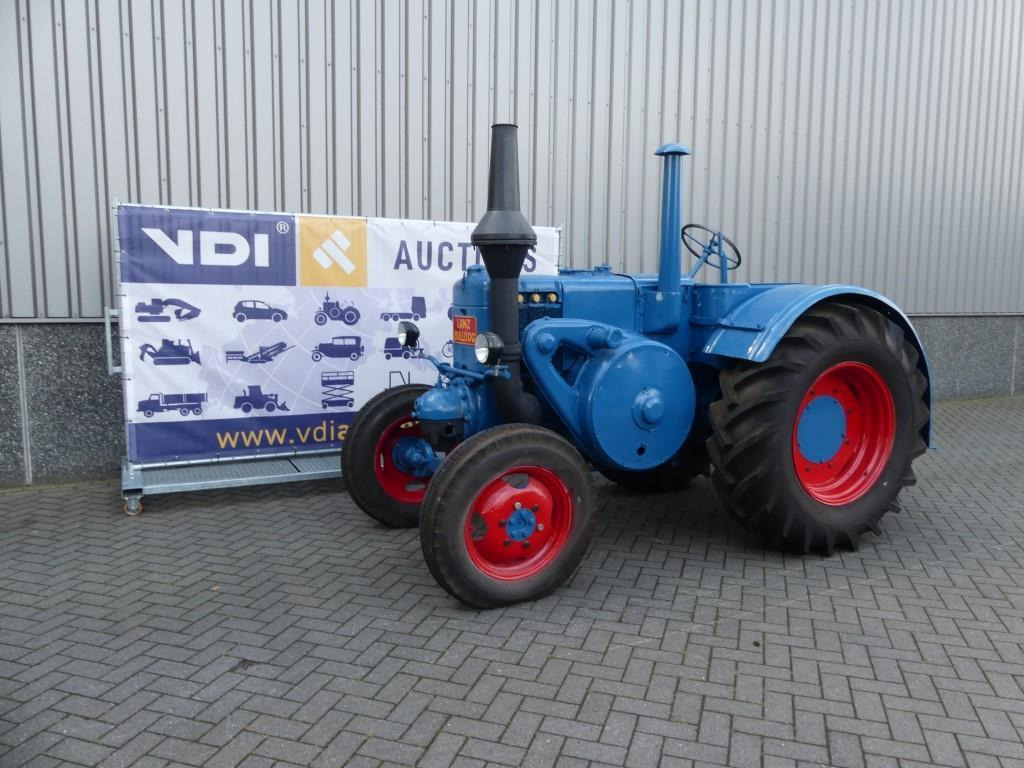 Farm tractor Lanz Bulldog D9506