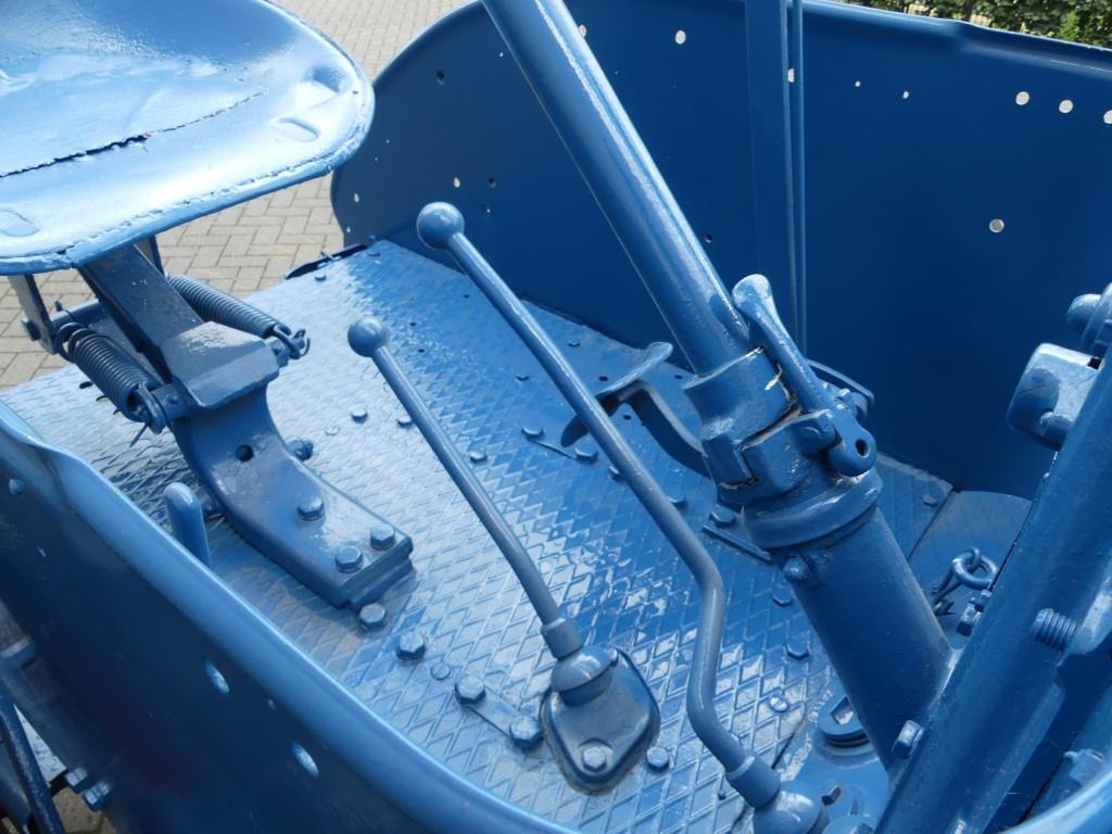 Farm tractor Lanz Bulldog D9506