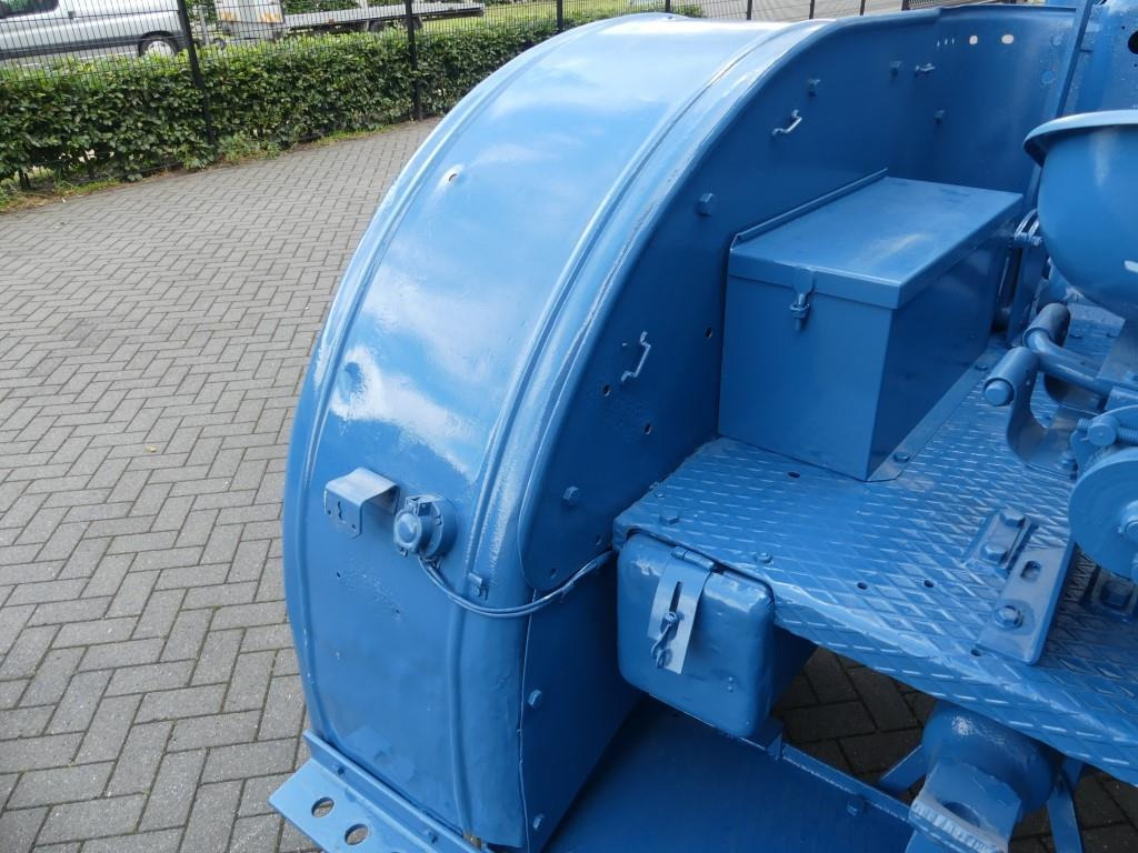 Farm tractor Lanz Bulldog D9506
