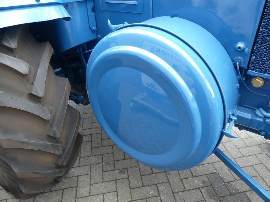 Farm tractor Lanz Bulldog D9515