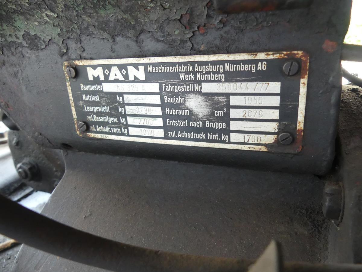 Farm tractor MAN AS325A