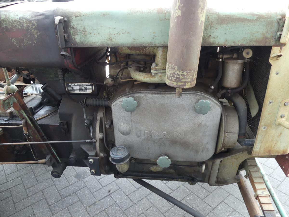 Farm tractor MAN AS325A