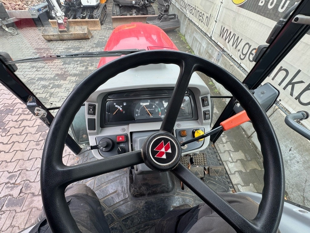 Farm tractor Massey Ferguson 1547